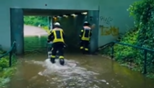 Fahrdienst durch den Tunnel